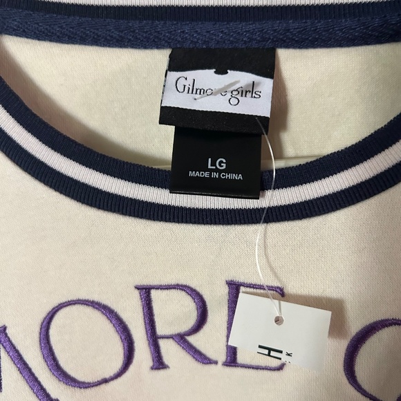 Gilmore Girls Lorelai & Rory Panel Crewneck Sweatshirt Size L “NEW” - Picture 4 of 5